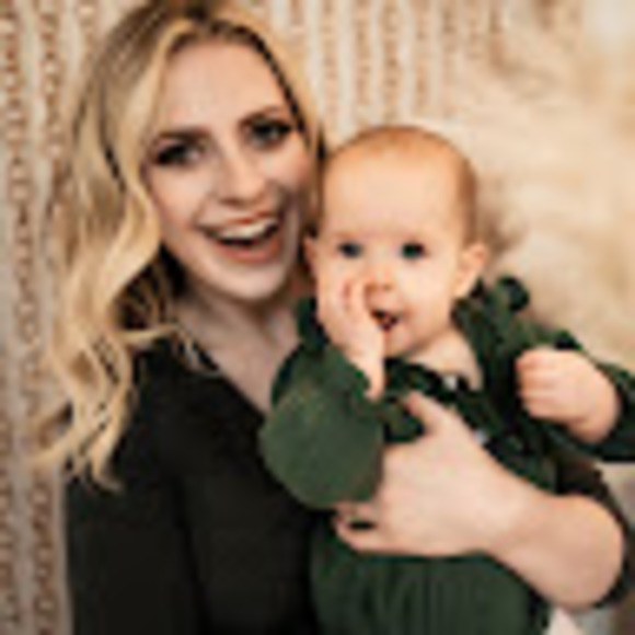 Meet your Posher, Allison - Picture 1 of 1